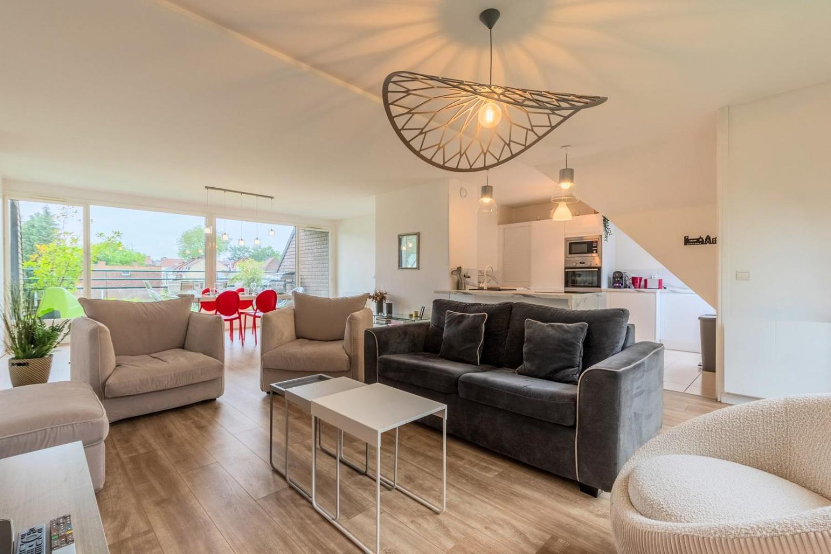 Appartement 3 Avec Parking Prive Et Terrasse *